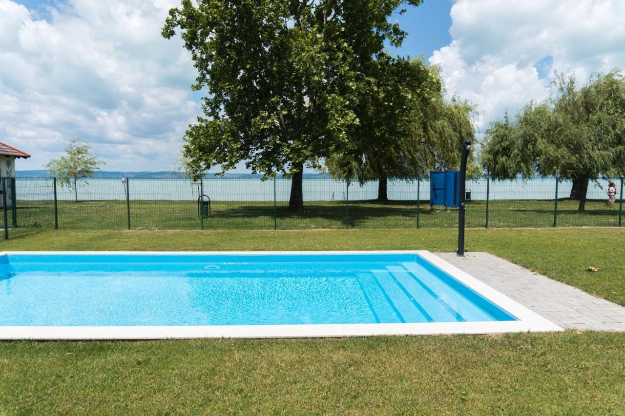 Elegant Apartman Siófok Extérieur photo